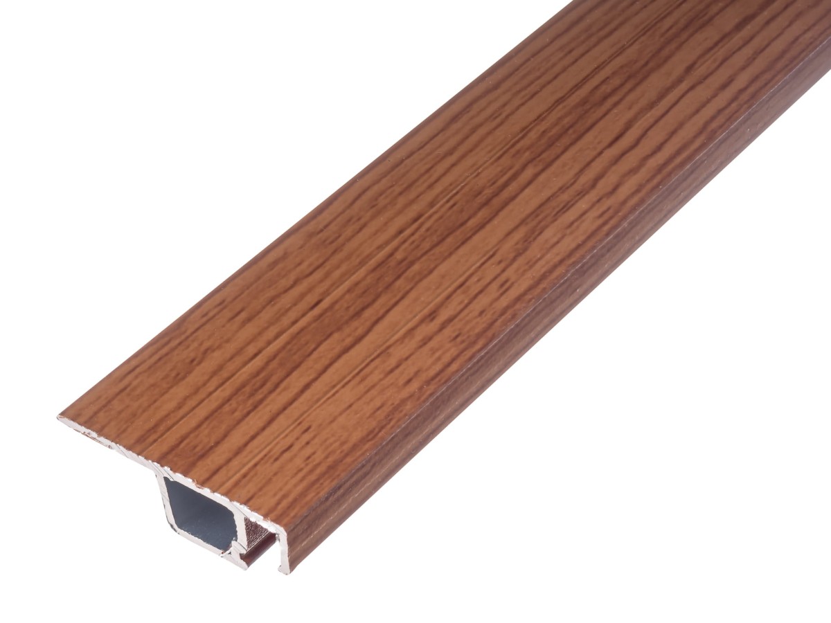 Profil aluminiowy okienny ekstrudowany (kołnierz 14 mm) winchester.jpg